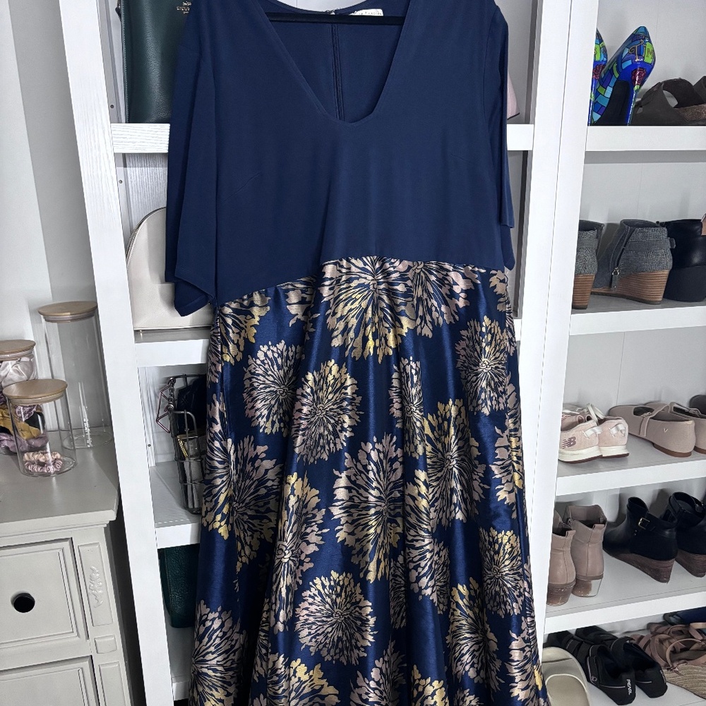 eShaki Formal Dress